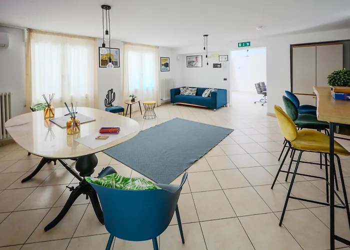 Lägenhetshotell L'appartamento 4*