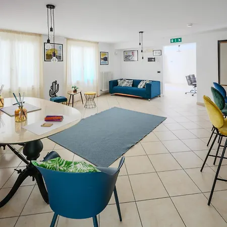 Apart Otel L'appartamento 4*